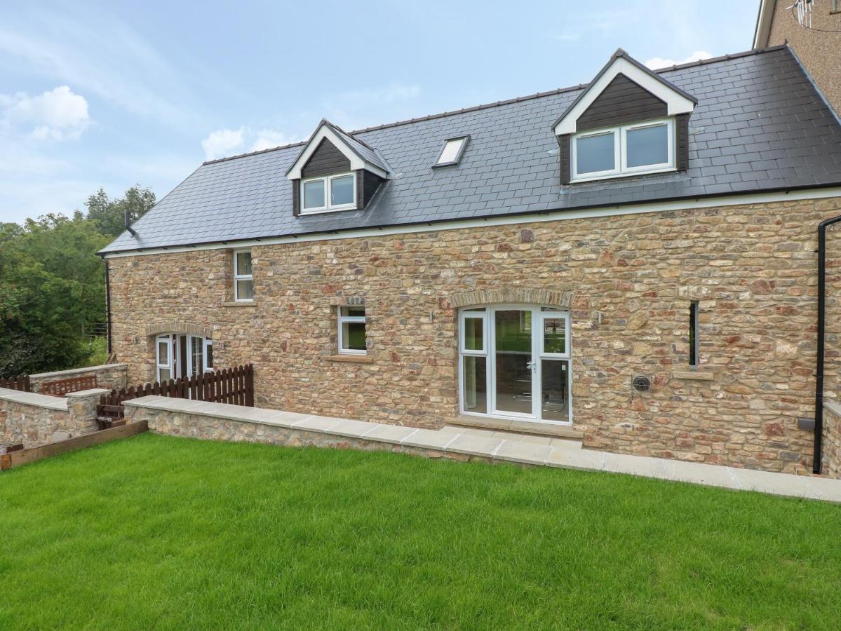 Woodpecker Barn Villa Pontyclun Dış mekan fotoğraf