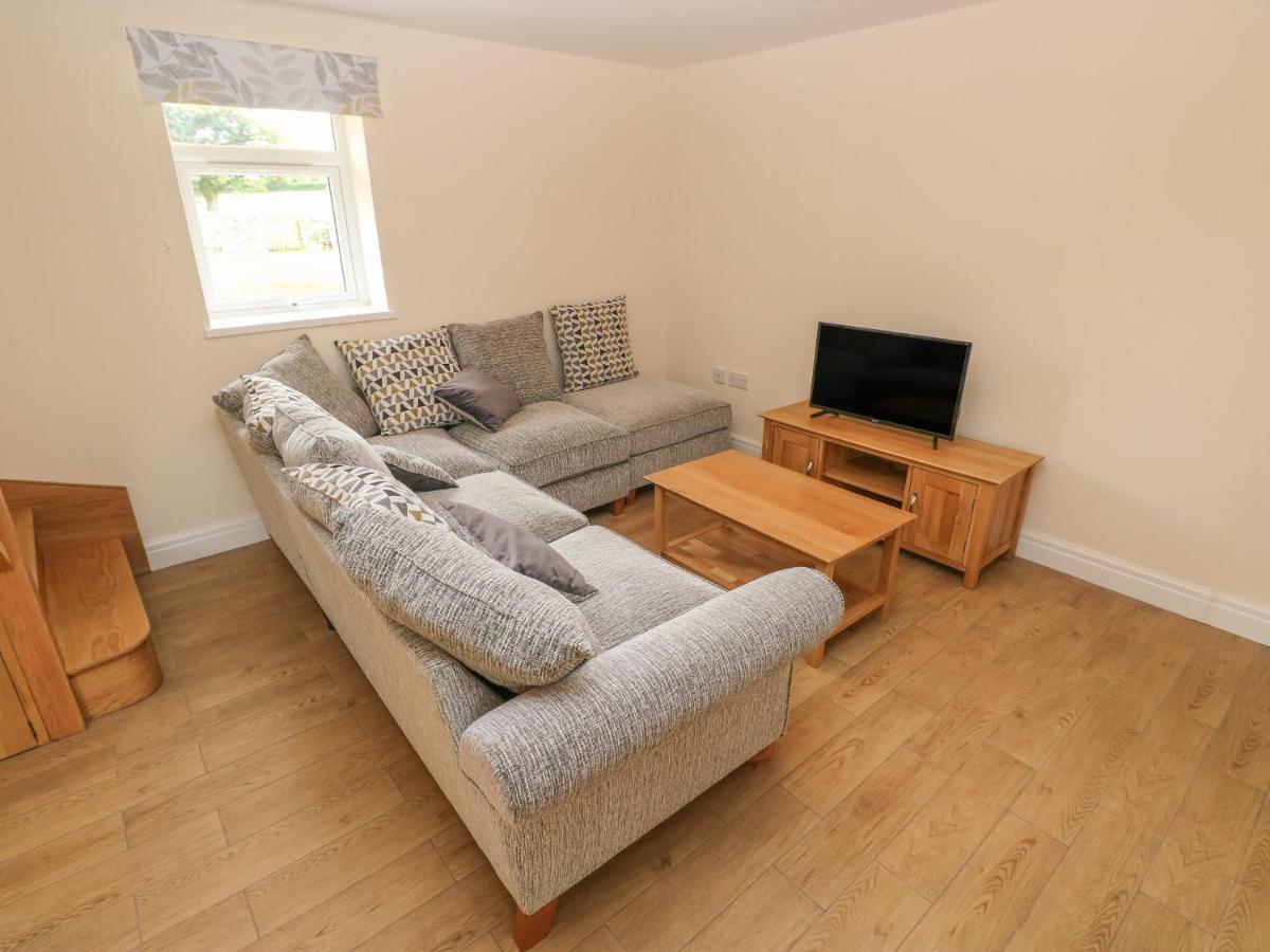 Woodpecker Barn Villa Pontyclun Dış mekan fotoğraf
