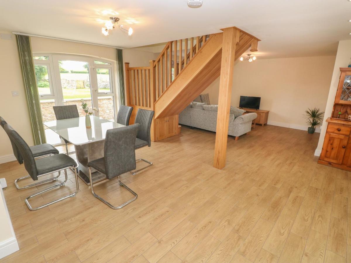 Woodpecker Barn Villa Pontyclun Dış mekan fotoğraf