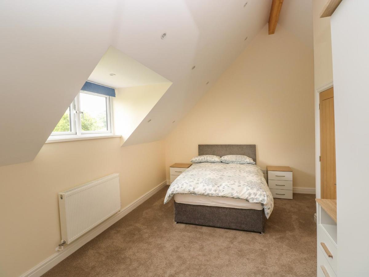 Woodpecker Barn Villa Pontyclun Dış mekan fotoğraf